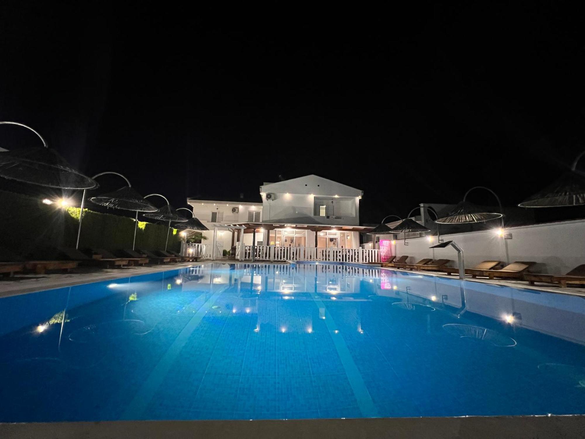 Residence Leora Ulcinj Exterior photo