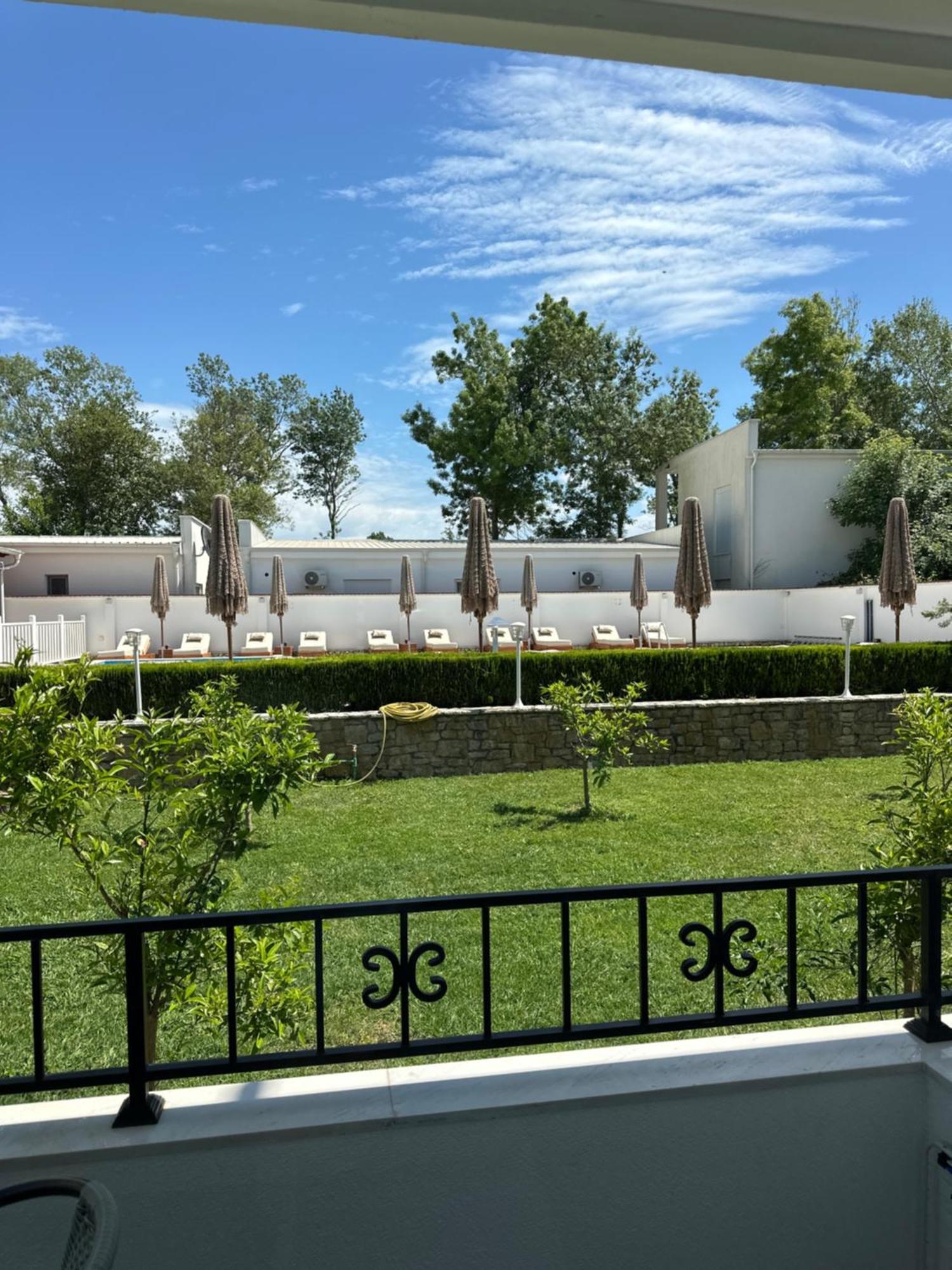 Residence Leora Ulcinj Exterior photo